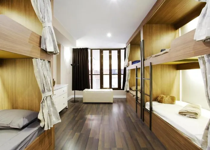 Barcelona&You Hostel Sagrada Familia